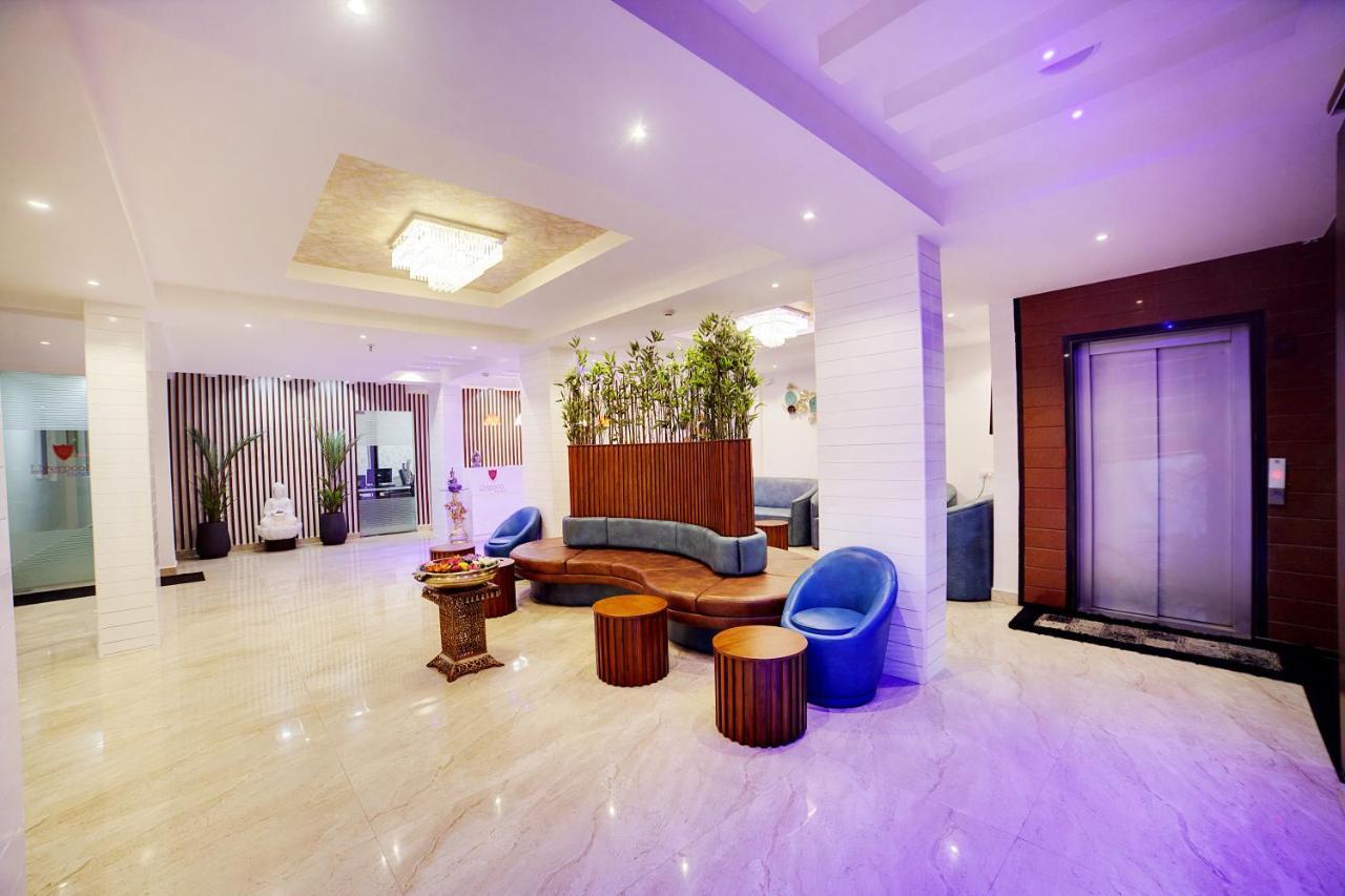 The Liverpool Blue Hotels Bangalore Eksteriør billede