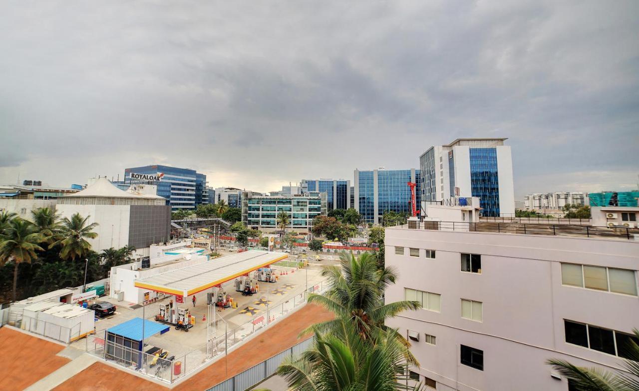 The Liverpool Blue Hotels Bangalore Eksteriør billede