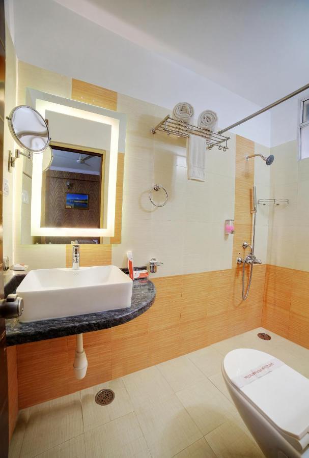 The Liverpool Blue Hotels Bangalore Eksteriør billede