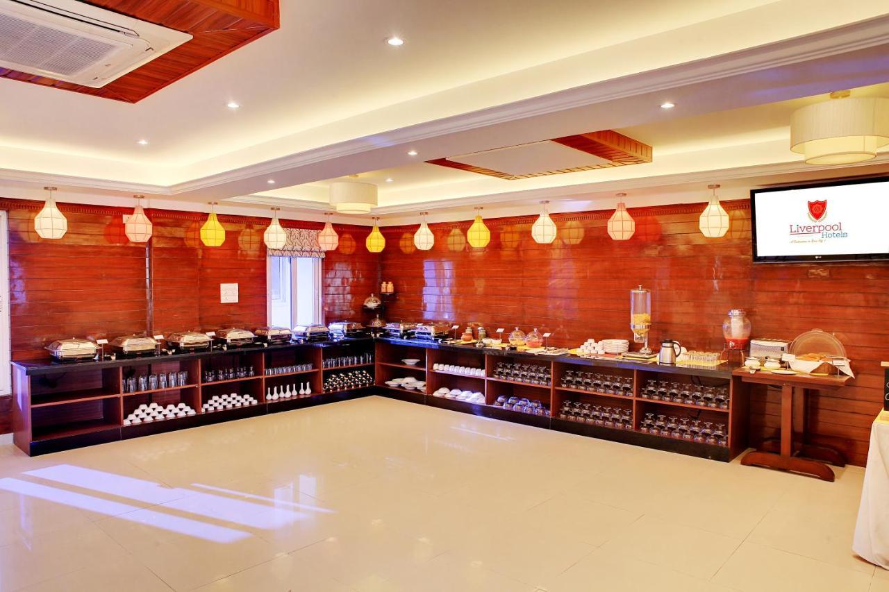 The Liverpool Blue Hotels Bangalore Eksteriør billede